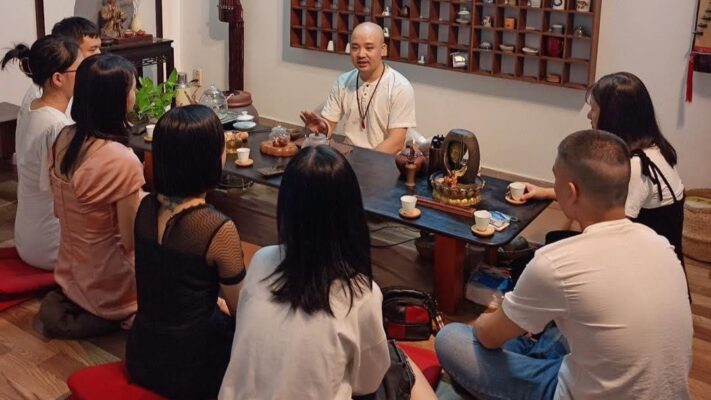 Đỗ Gia (Đỗ Thành Công) – Cánh chim nhỏ say mê tạo lập phong cách sống với Thư pháp và Trà đạo